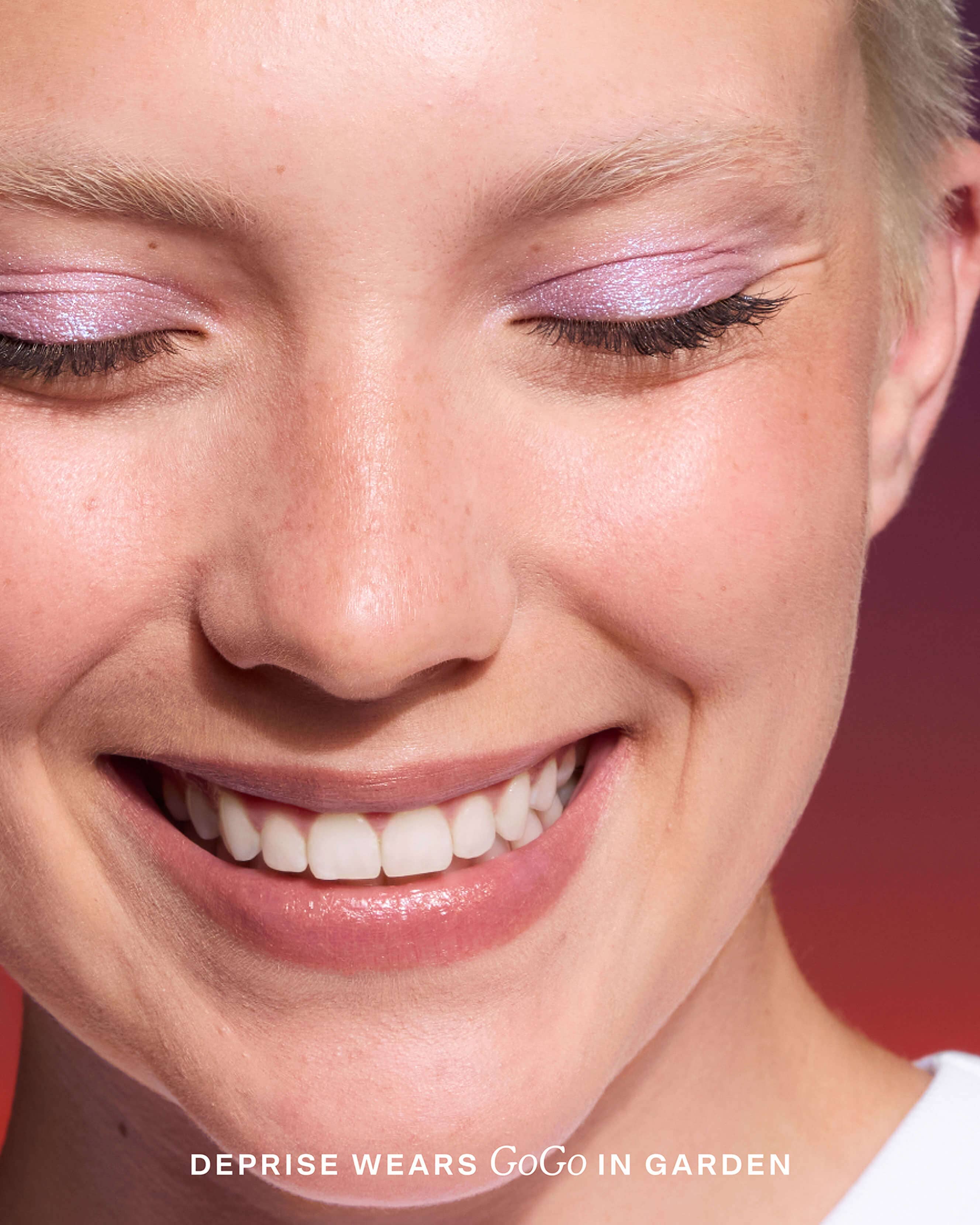 GoGo Cooling Shimmer Eyeshadow 8