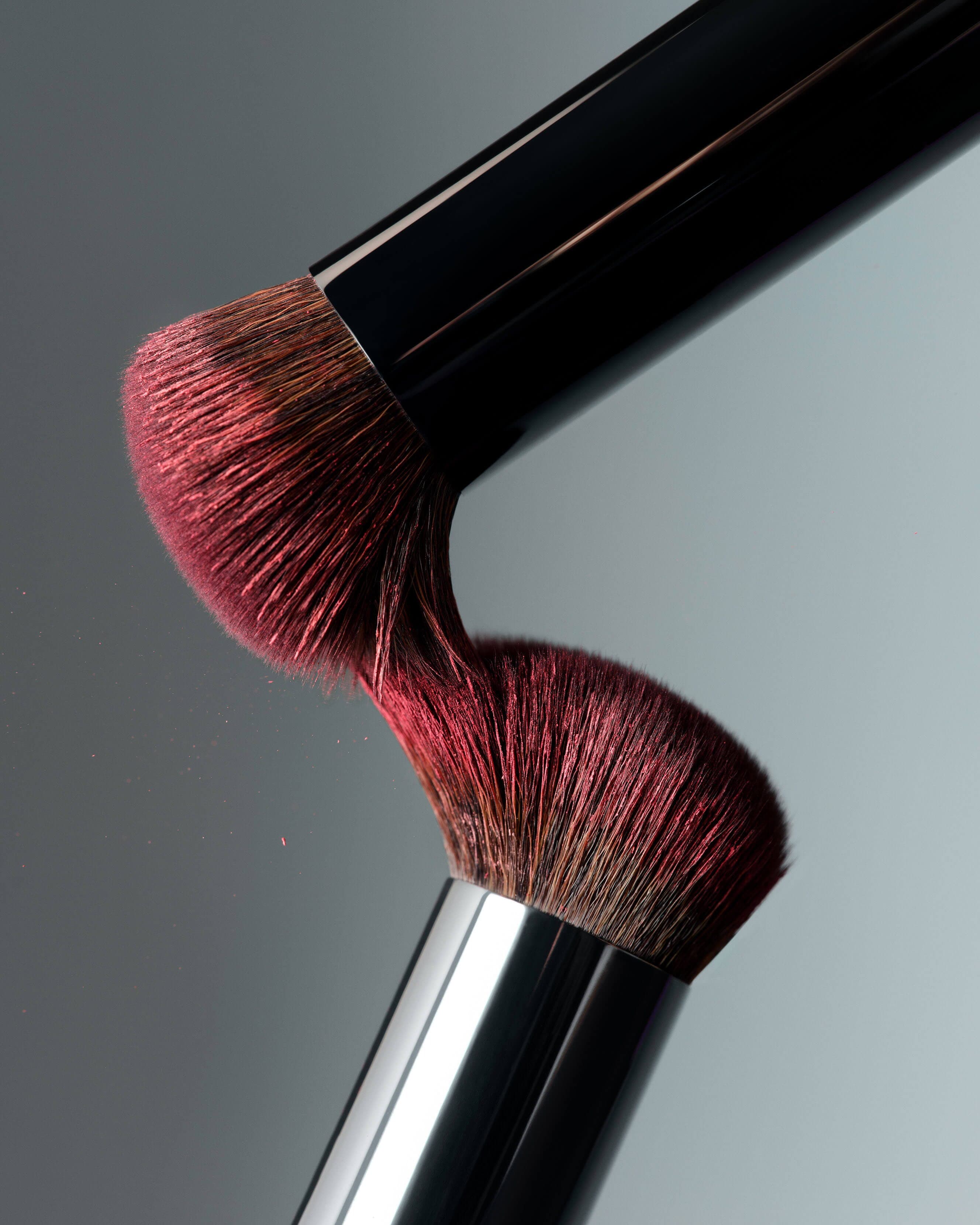 Smooth Base Complexion Brush 2